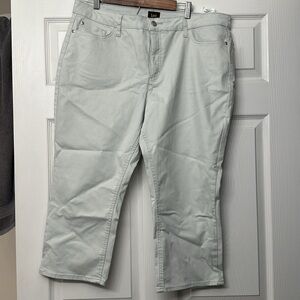Women’s LEE Capri Jeans Size 34